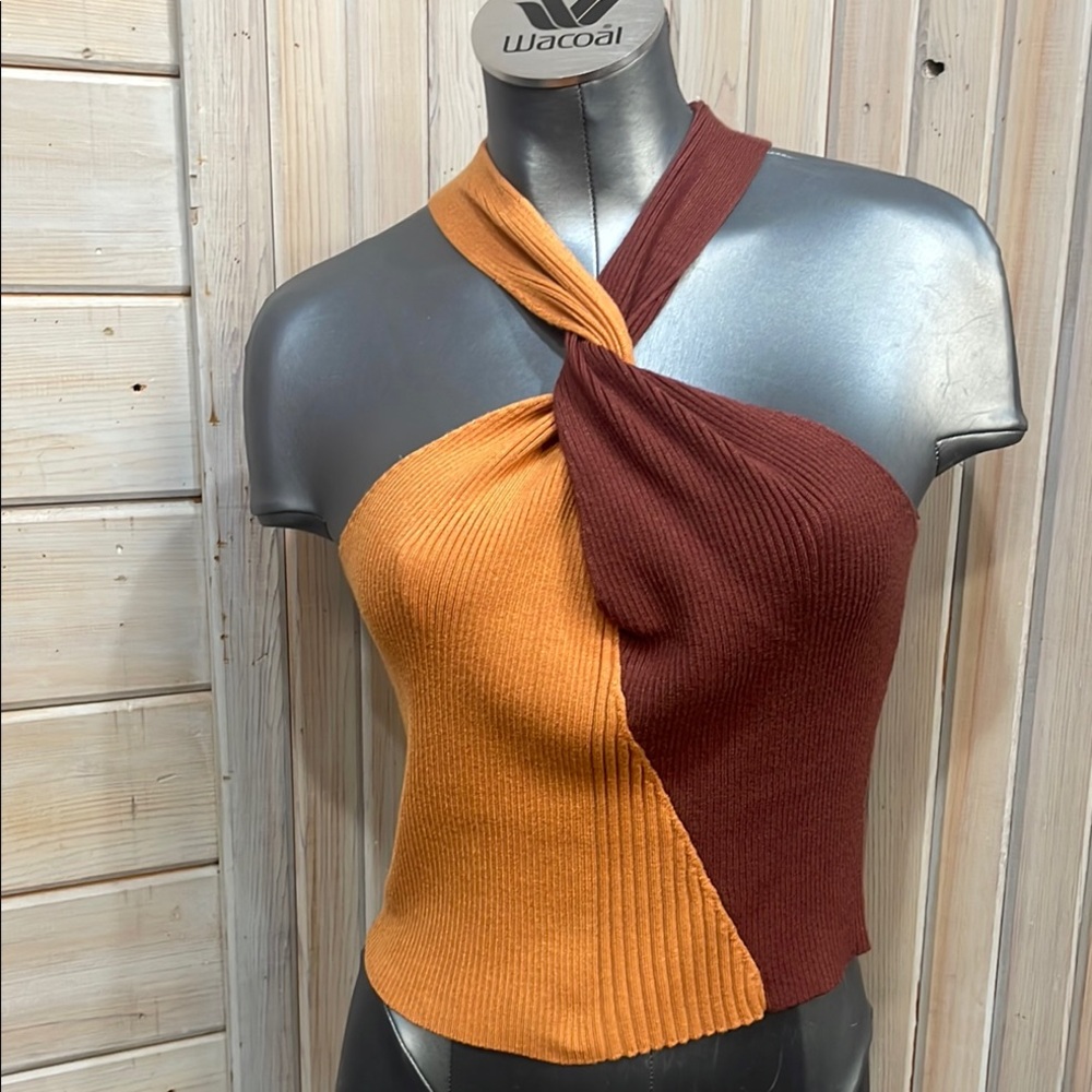 4SI3NNA Two-Tone Ribbed Halter Top in Orange and Brown